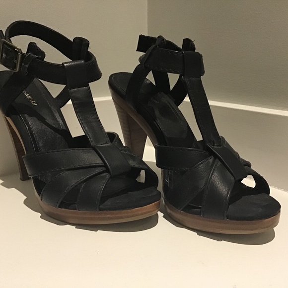H&M Ankle Strap Sandal - Picture 1 of 5
